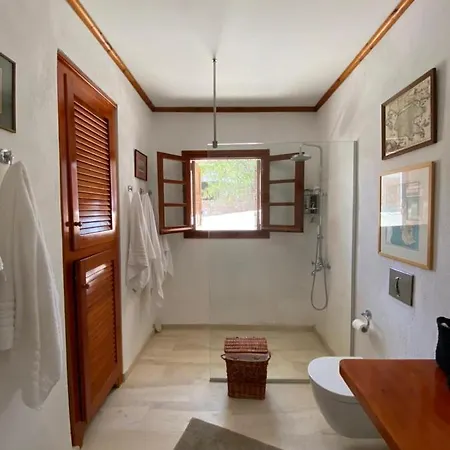 Townhouse Louisa Villa *